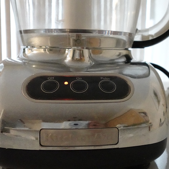 KitchenAid Food Processor Model KFP7JU Extra Accessories and Parts - Picture 5 of 8